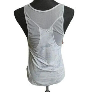 Lululemon Sculpt Tank ll Top Old Style Mesh Back